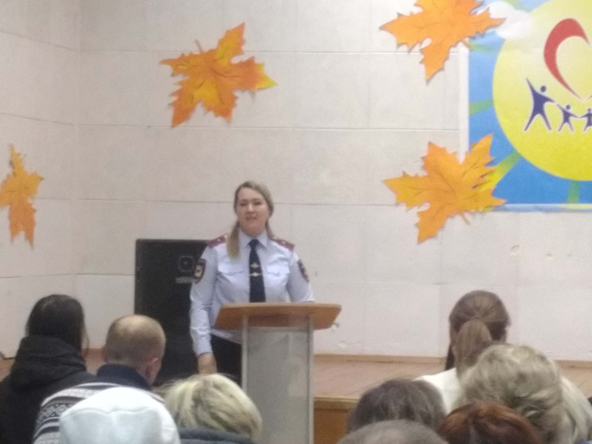 бизнесмены переговоры. люди на совещании. предотвратить собрание. деловая беседа. заседание иллюстрация.